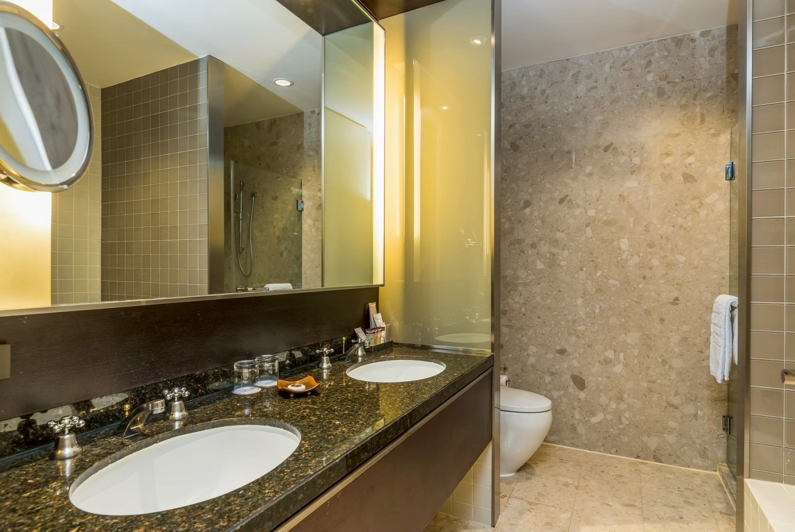 Rent Emporium Suites by Chatrium (เอ็มโพเรียม สวีท บาย ชาเทรียม) BTS Phrom Phong Type 2 Bedroom size 330 sqm. – รูปที่ 4