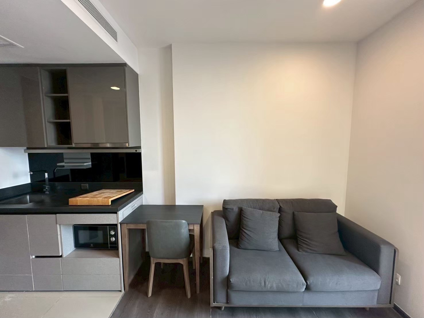 🔥Rent at Oka Haus Sukhumvit 36 ​​🔥1BR 1BR.🔥 18,000 🔥26.59sqm. Floor26