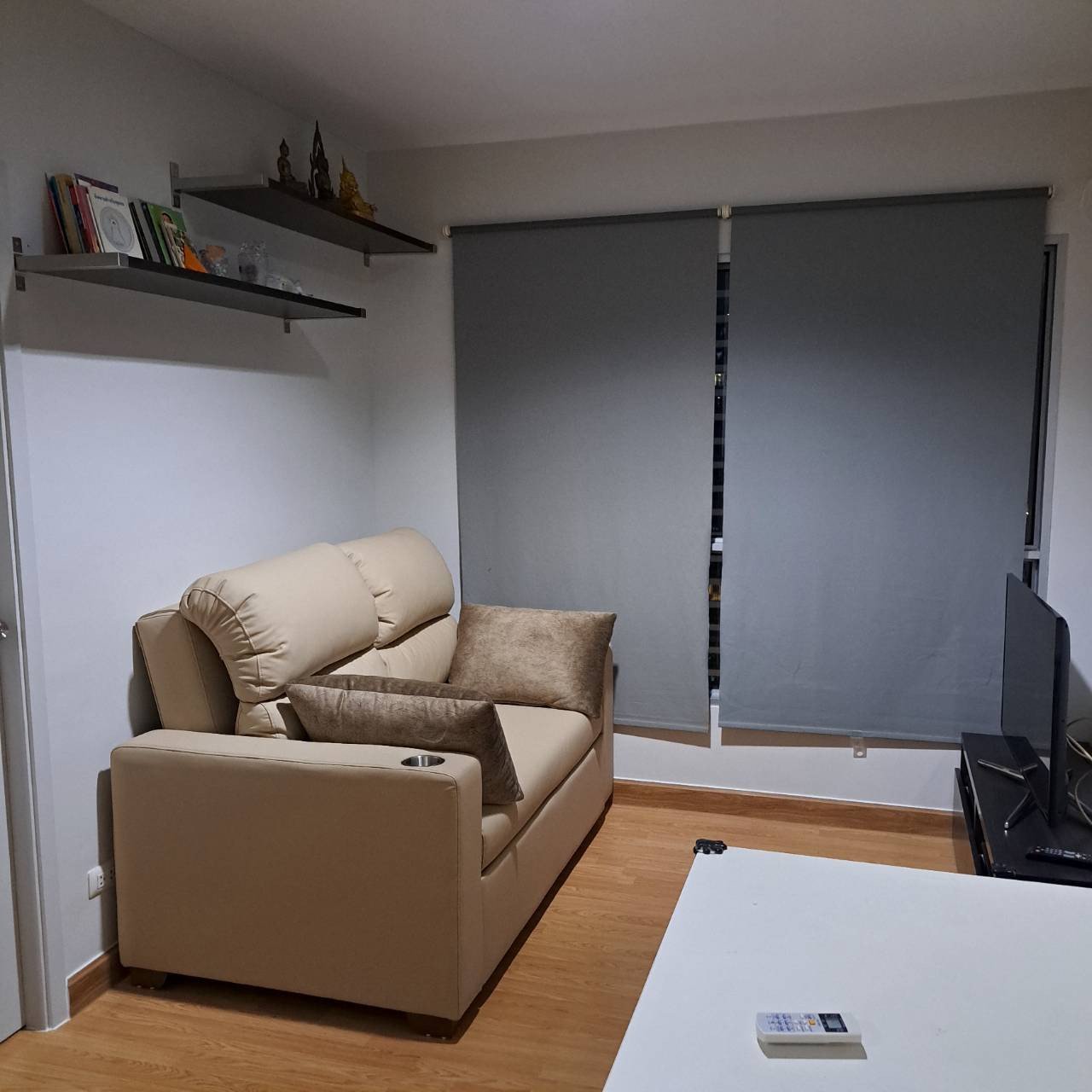 *FOR RENT* Aspire Rama 4, beautiful room (2 bedrooms), fully furnished, near BTS Ekkamai.