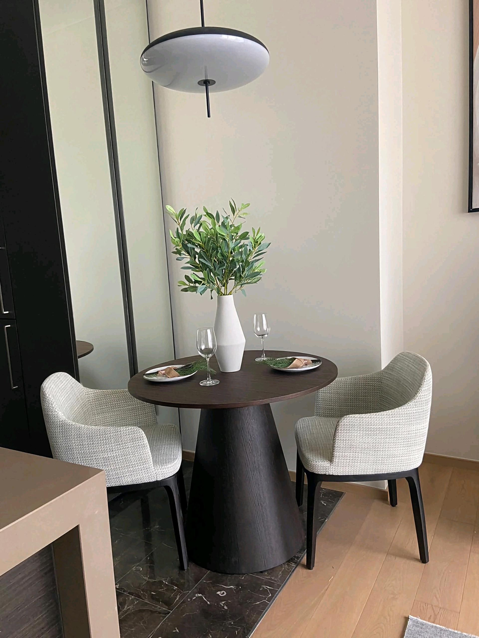 📍✨ Luxury condo in the heart of Bangkok. Premium location near Central Chidlom and BTS Chidlom, only 250 meters. – รูปที่ 4