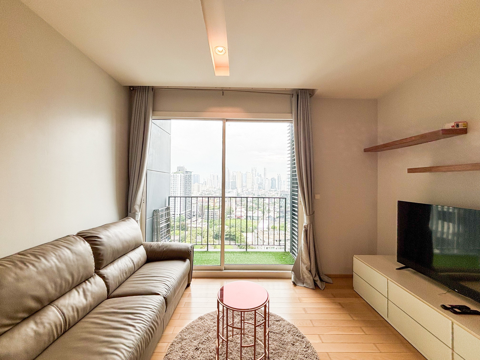 🏡 ให้เช่า | Siri at Sukhumvit ✨ ห้องใหญ่ 55 ตร.ม. | ชั้น 22 | ติด BTS ทองหล่อ 🔥 เพียง 30,000 บาท/เดือน 🏡 ให้เช่า | Siri at Sukhumvit ✨ ห้องใหญ่ 55 ตร.ม. | ชั้น 22 | ติด BTS ทองหล่อ 🔥 เพียง 30,000 บาท/เดือน