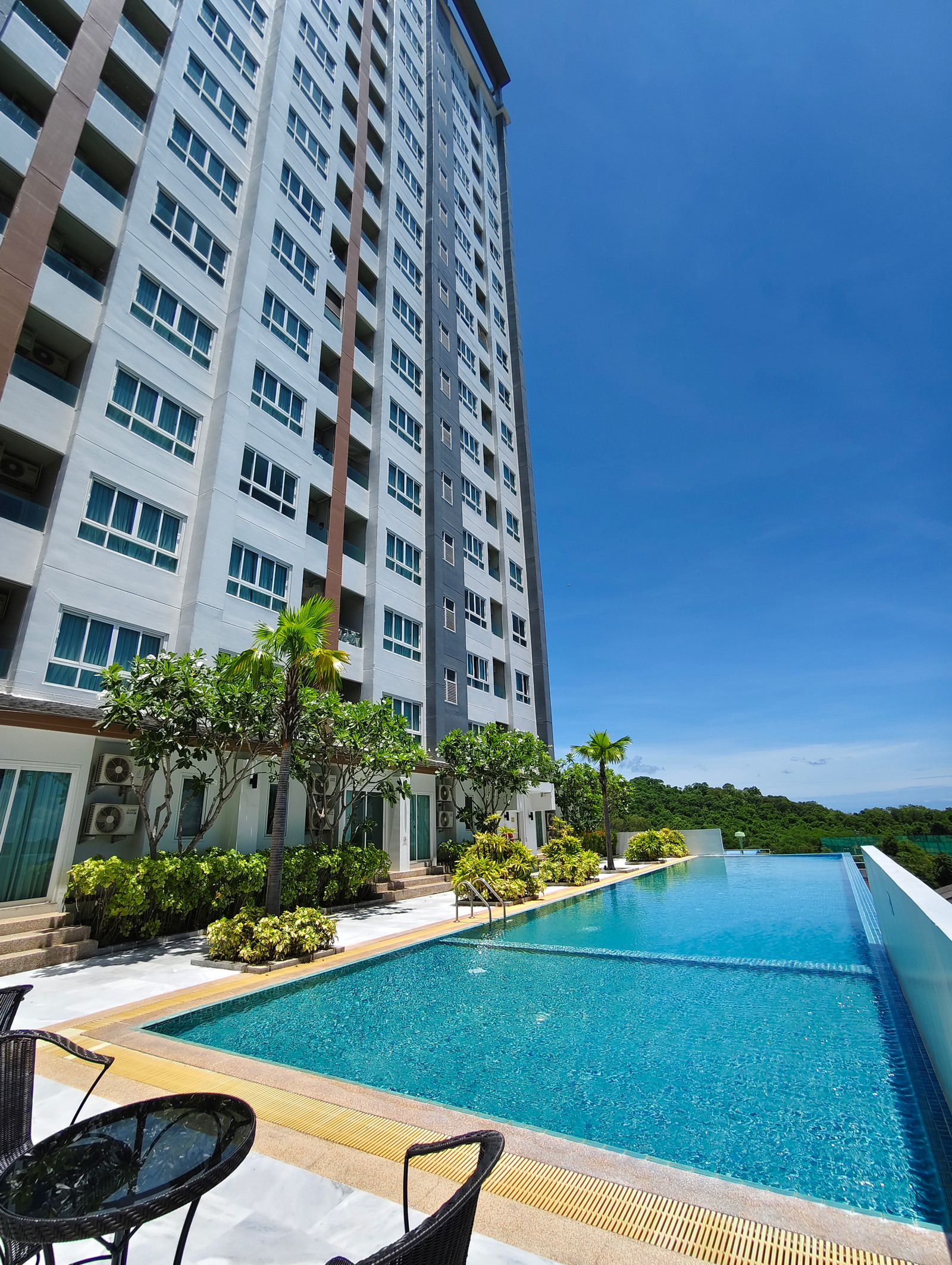 ขาย Sea Hill Condo ศรีราชา ชั้น 9 ห้องใหญ่ 42.93 ตร.ม. ราคา 2.2 ล้าน – รูปที่ 2