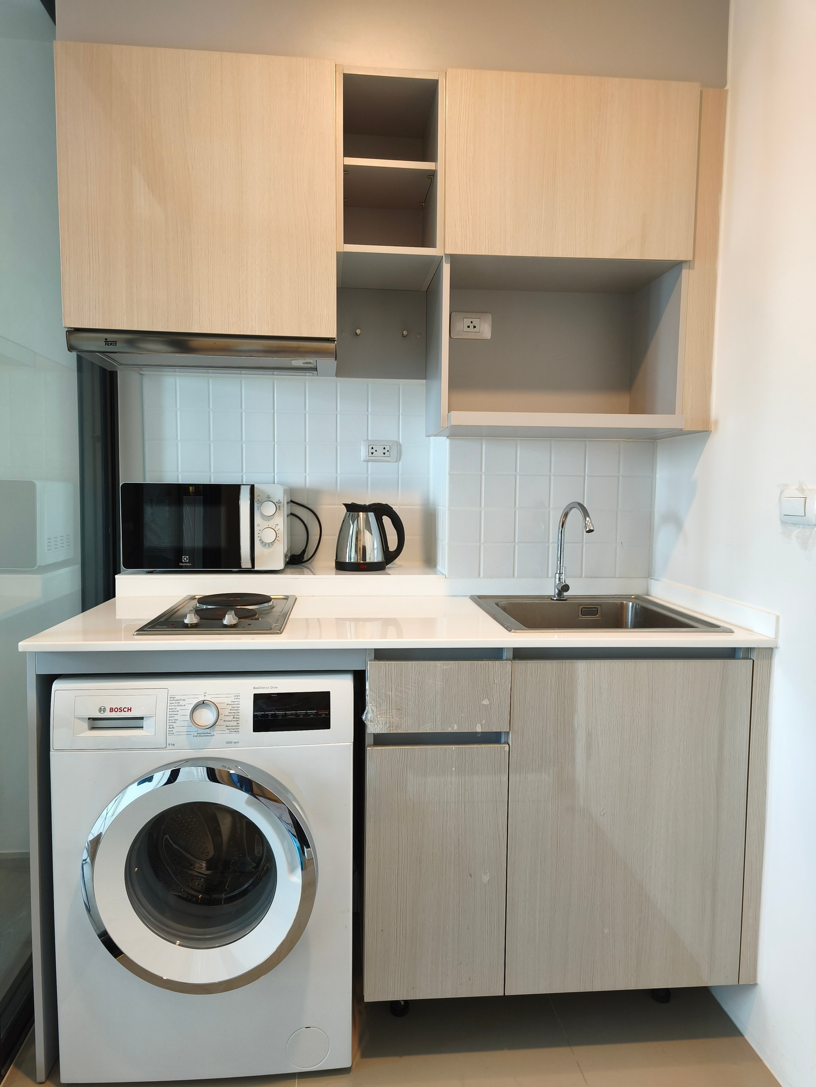 Urgent sale!! Condo “Escent Nakhon Ratchasima“ next to Central Korat, corner room, ready to move in.