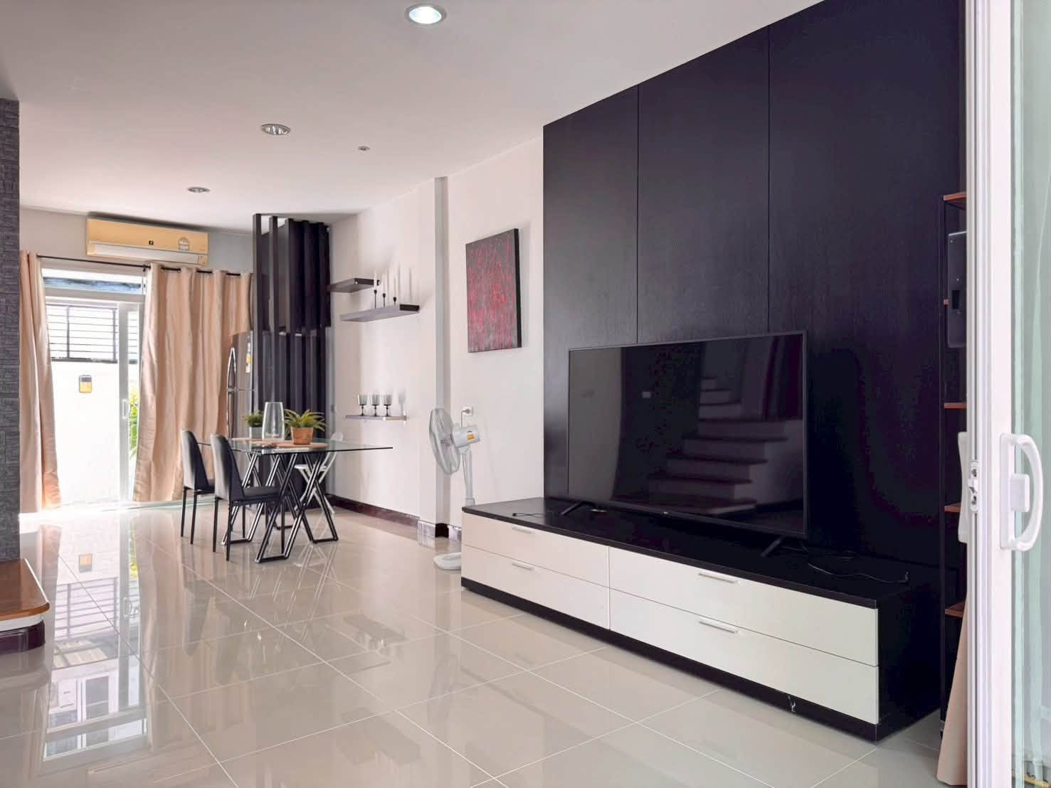 Baan Klang Muang Urbanion Rama 9 – Ladprao