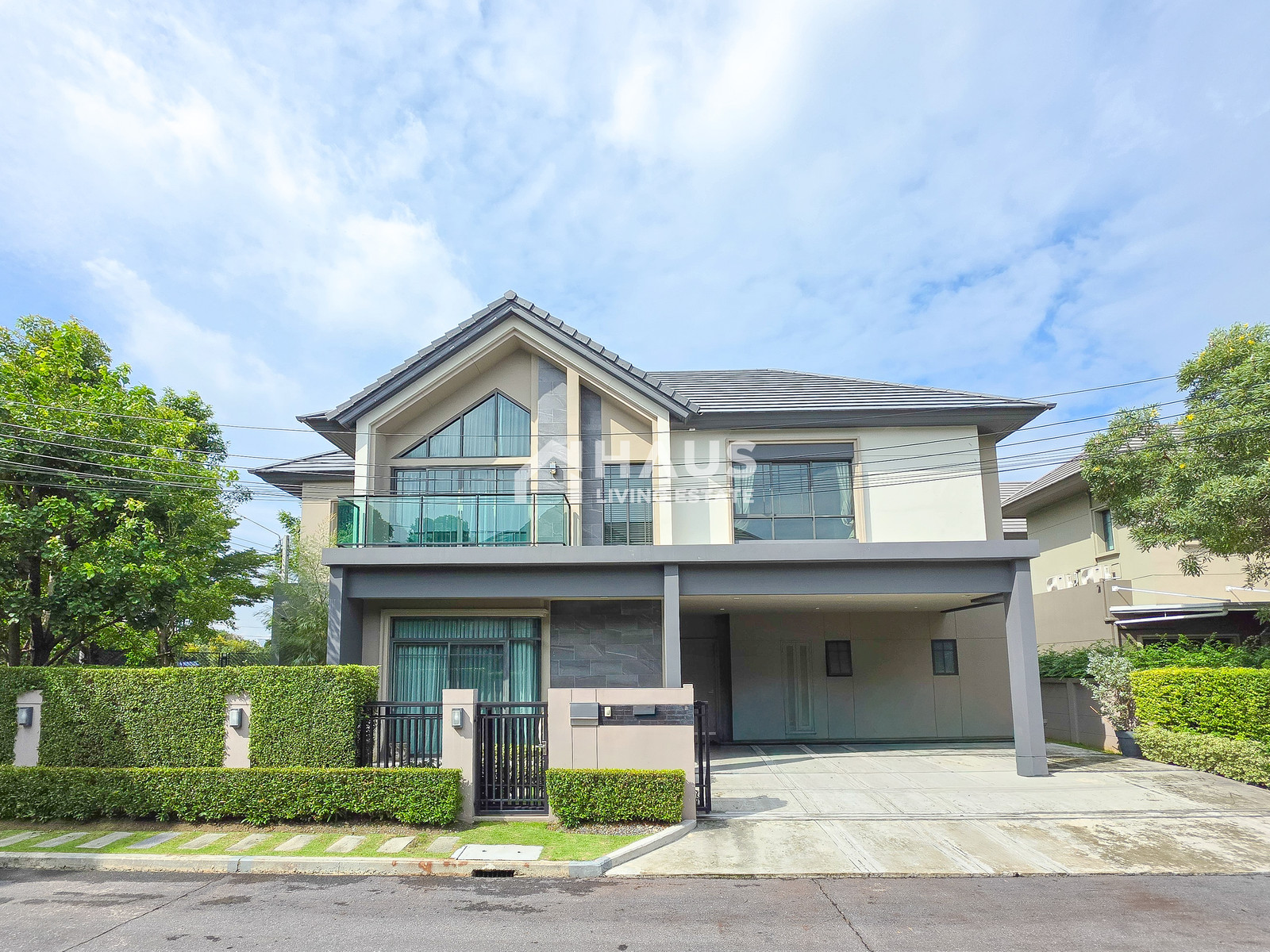 ✨ Complete value, corner plot, large size, close to the central area with privacy 🔥 Single house for sale Bangkok Boulevard Sathorn - Pinklao 2 🔥 Bangkok Boulevard Sathorn - Pinklao 2 / 4 bedrooms #HRP2107 ✨ Complete value, corner plot, large size, close to the central area with privacy 🔥 Single house for sale Bangkok Boulevard Sathorn - Pinklao 2 🔥 Bangkok Boulevard Sathorn - Pinklao 2 / 4 bedrooms #HRP2107