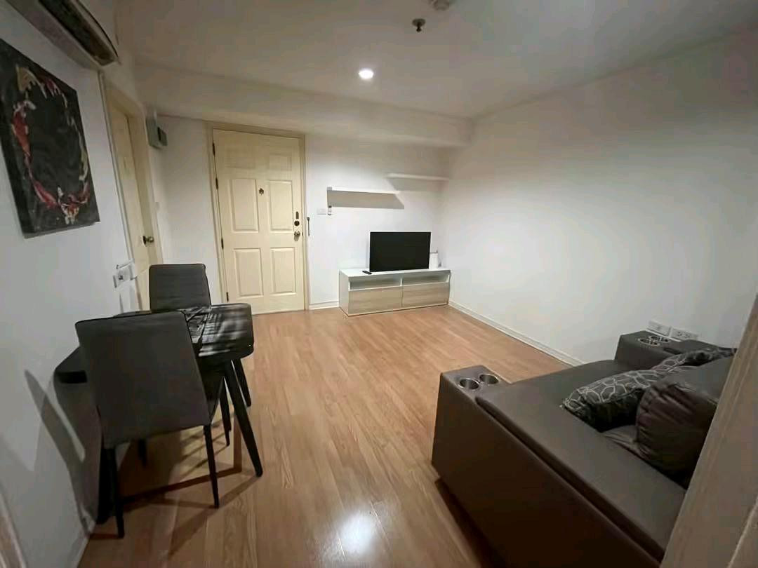 ✨🚆 Convenient transportation, about 900 meters from BTS On Nut, fully furnished, ready to move in. Good size room, complete functions. ✨🚆 Convenient transportation, about 900 meters from BTS On Nut, fully furnished, ready to move in. Good size room, complete functions.