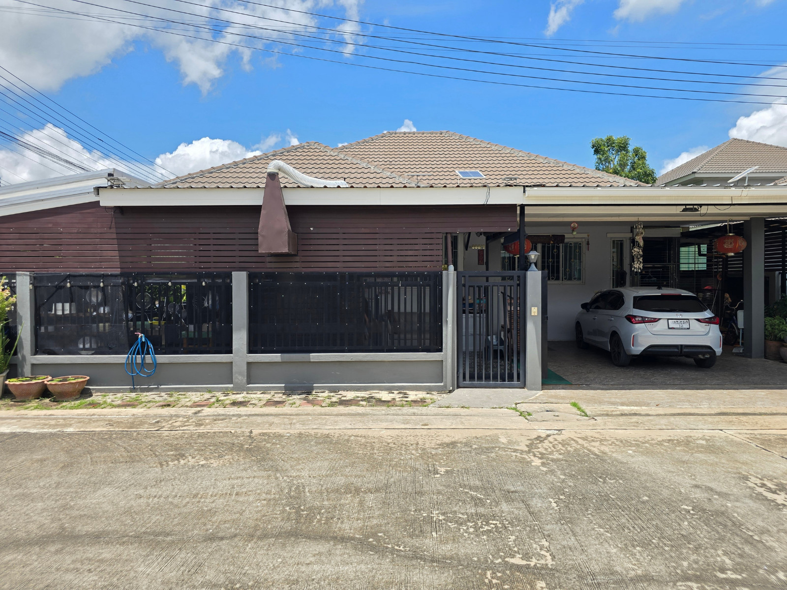 บ้านเดี่ยวพร้อมอยู่ ต่อเติมรองรับการใช้ชีวิตจริงครบถ้วน หมู่บ้านมณฑาทอง – รูปที่ 2