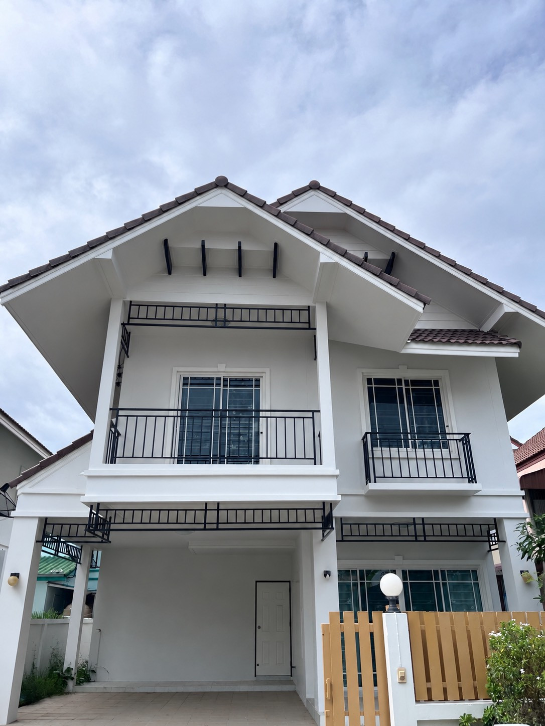 2-story detached house for sale, Wana Townhome Project. Newly renovated, beautiful condition 2-story detached house for sale, Wana Townhome Project. Newly renovated, beautiful condition
