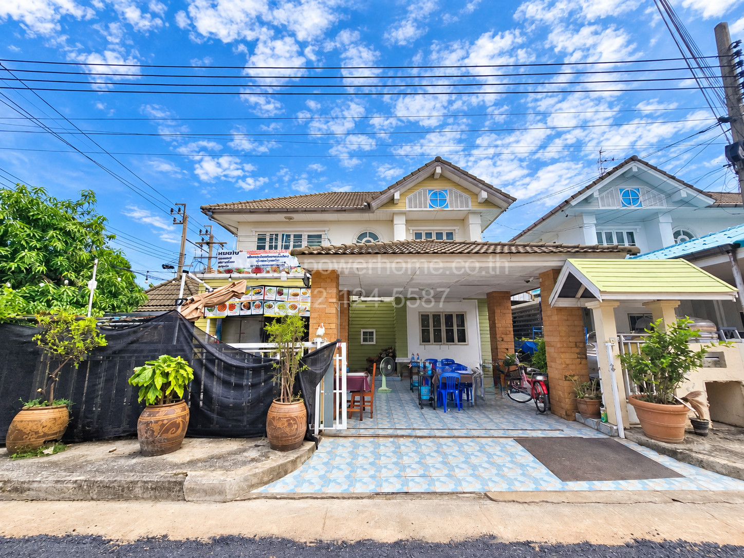 2-story detached house, Kunalai-Rattanathibet Village. Corner house, good location, convenient travel, near Central Westgate. 2-story detached house, Kunalai-Rattanathibet Village. Corner house, good location, convenient travel, near Central Westgate.