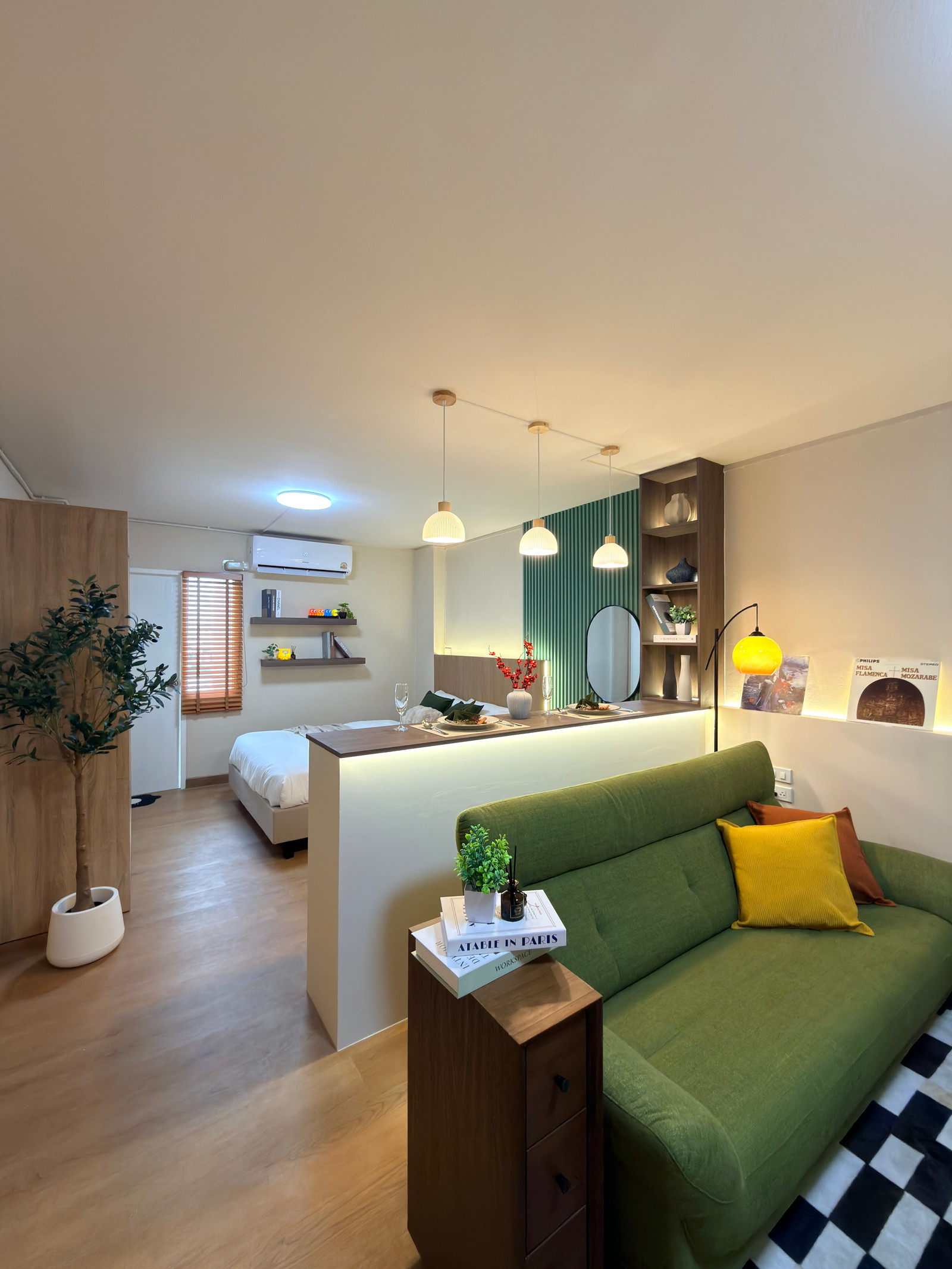 Beautiful room in Mid century style. Just drag one suitcase and you're ready to move in. Beautiful room in Mid century style. Just drag one suitcase and you're ready to move in.