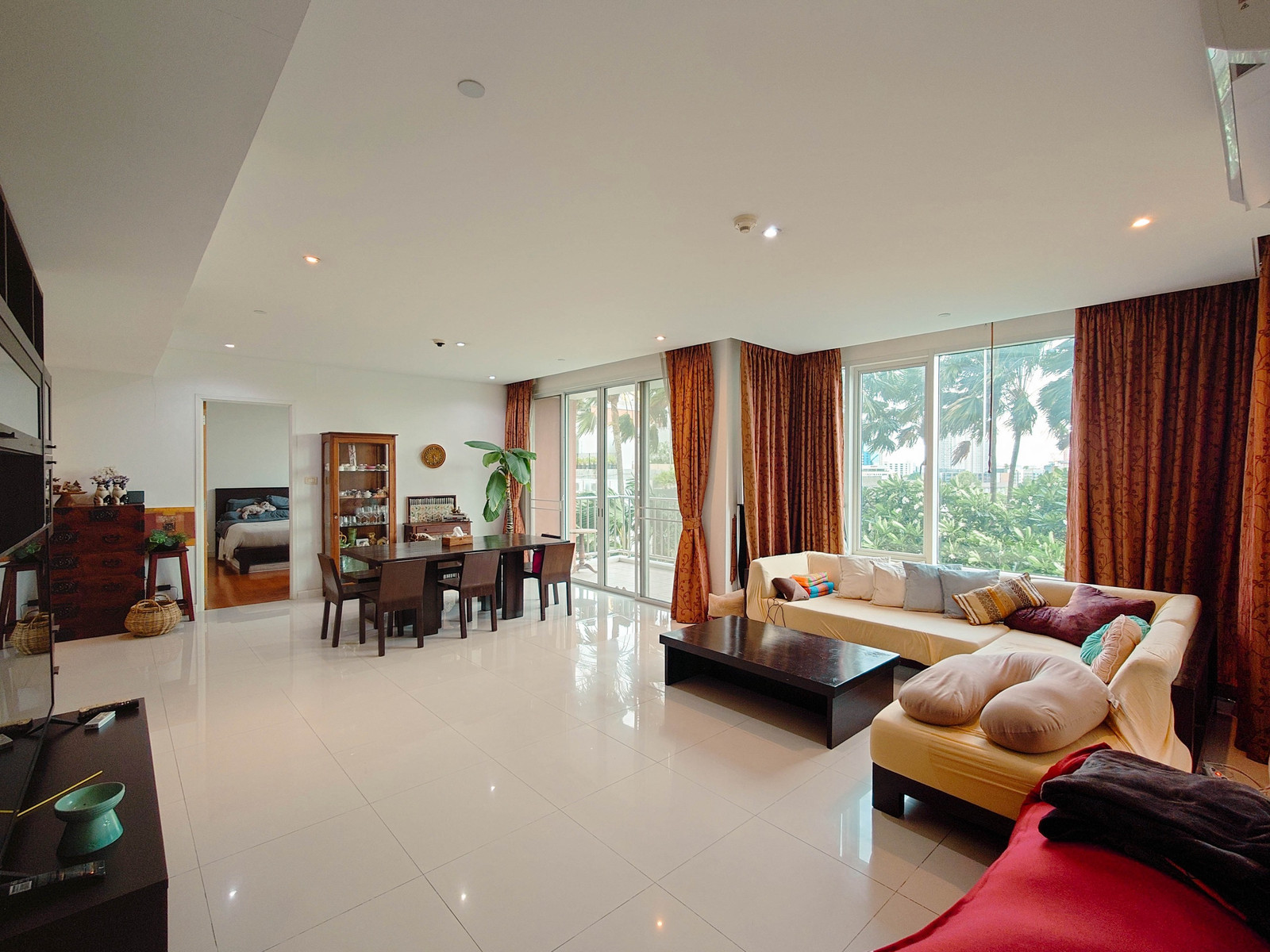 Fullerton Sukhumvit  3 bedroom for Sell 