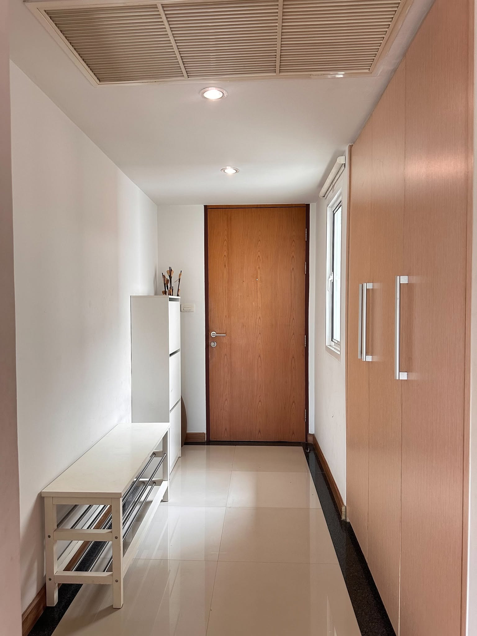FOR  RENT📍เรสซิเด้นท์52 เดินพียง 5 นาทีจากบีทีเอสอ่อนนุช ปล่อยเช่าเพียง ฿ 45,000 / 12 เดือน