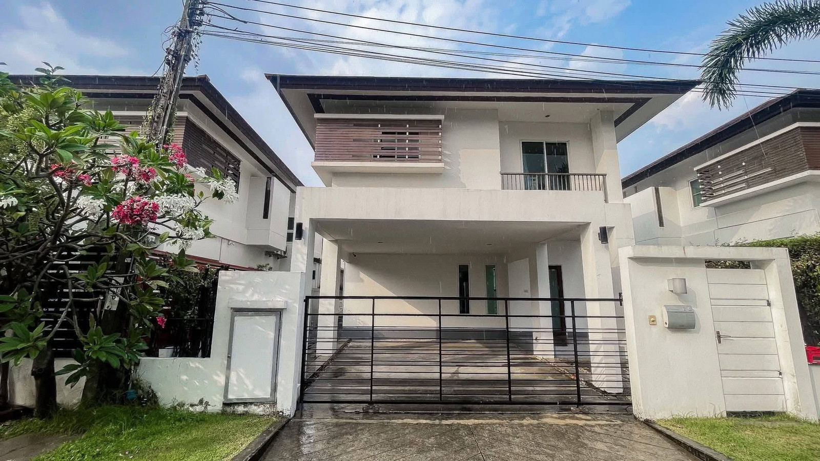 HR3837 Urgent sale / luxury detached house for rent, Nirvana Beyond Lite Rama 9 project (Nirvana Beyond Lite Rama 9), Srinakarin - Krungthep Kreetha location. HR3837 Urgent sale / luxury detached house for rent, Nirvana Beyond Lite Rama 9 project (Nirvana Beyond Lite Rama 9), Srinakarin - Krungthep Kreetha location.