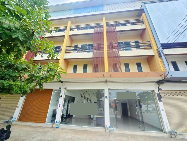 Ratchaburi Hospital 1.7km 3-unit commercial building 6bed Daruna Ratchaburi Inter Sch 600m Robinso