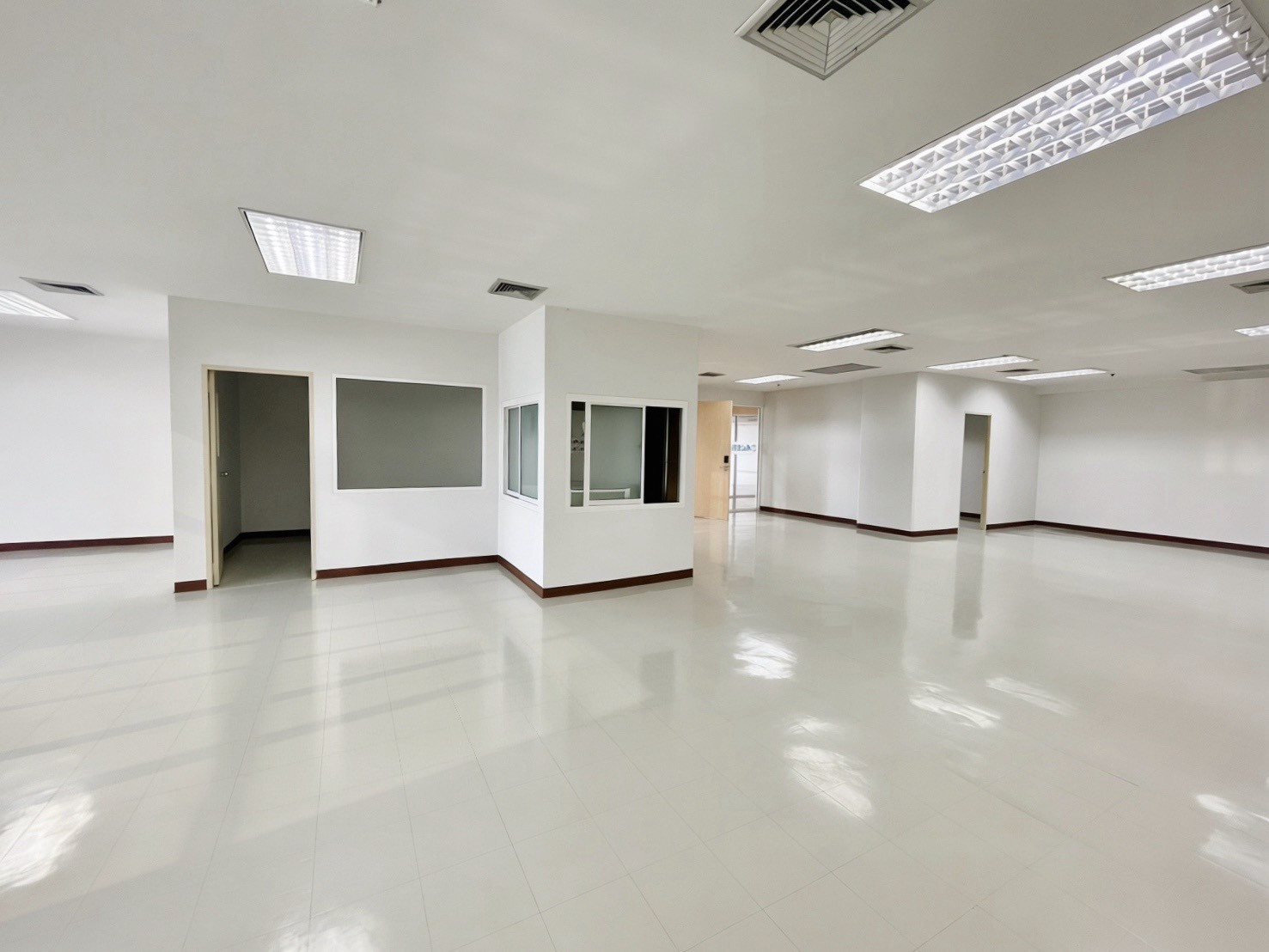 Office for rent Zeer Rangsit | Adjustable space | Complete with amenities Office for rent Zeer Rangsit | Adjustable space | Complete with amenities