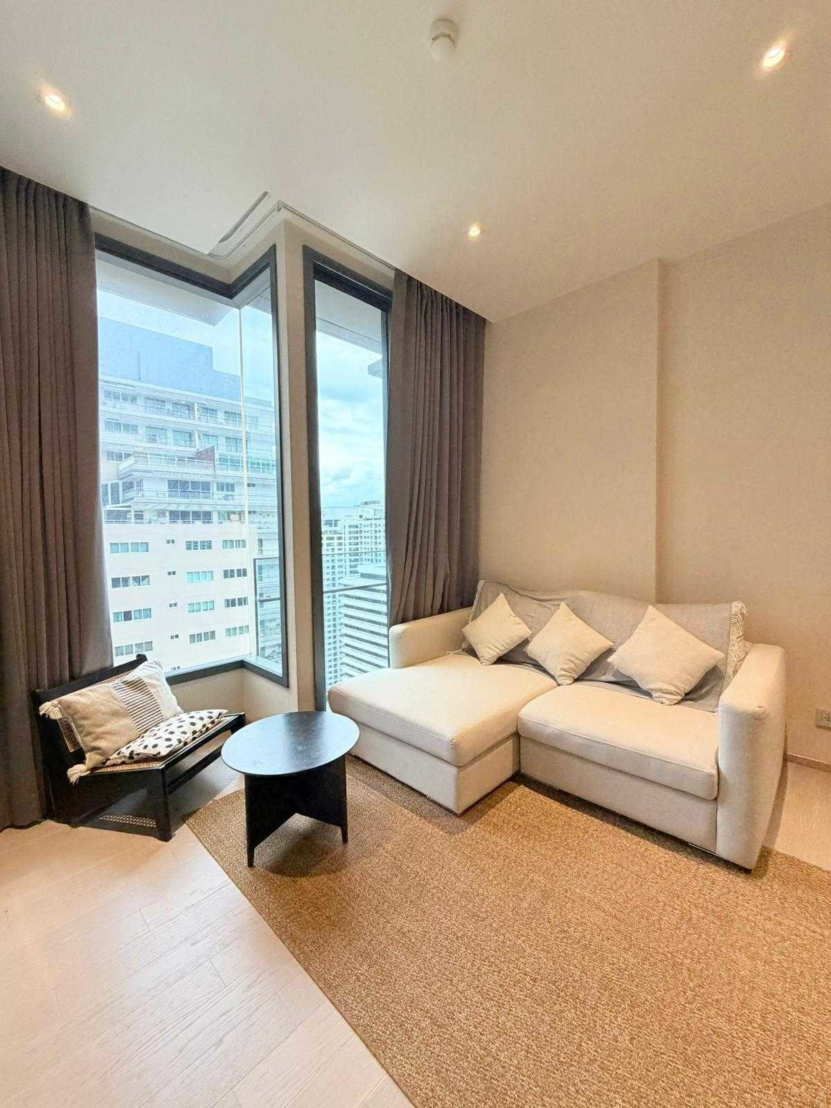 FOR RENT I The Esse Asoke (BTS Asoke & MRT Sukhumvit 550 M.)