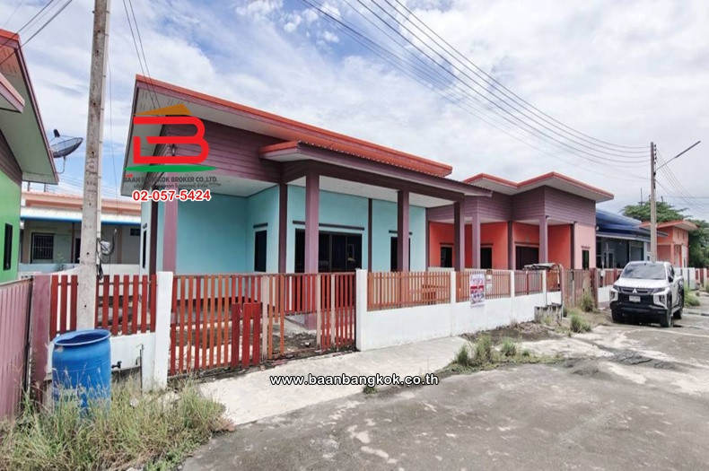 บ้านเดี่ยว ชั้นเดียว เนื้อที่ 52.6 ตร.ว. หมู่บ้านร่มเย็น (เทศบาล 2) ทางหลวงแผ่นดินหมายเลข 3551 ตำบลหัวสำโรง อำเภอแปลงยาว ฉะเชิงเทรา – รูปที่ 3