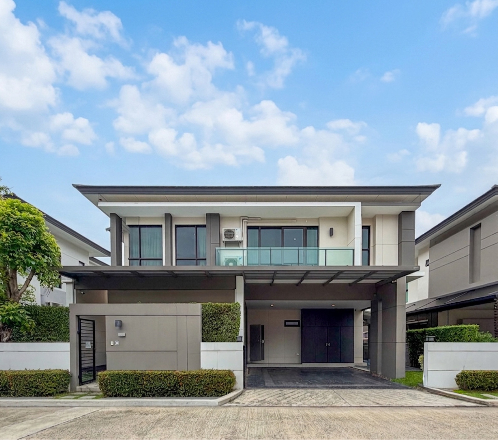 🏠❄️ ปล่อยเช่า บ้านเดี่ยวแต่งแกลมหรู ทำเลเข้าเมืองสะดวกที่สุด The City รัชดา - วงศ์สว่าง 4 ห้องนอน 5 ห้องน้ำ 🏠❄️ ปล่อยเช่า บ้านเดี่ยวแต่งแกลมหรู ทำเลเข้าเมืองสะดวกที่สุด The City รัชดา - วงศ์สว่าง 4 ห้องนอน 5 ห้องน้ำ