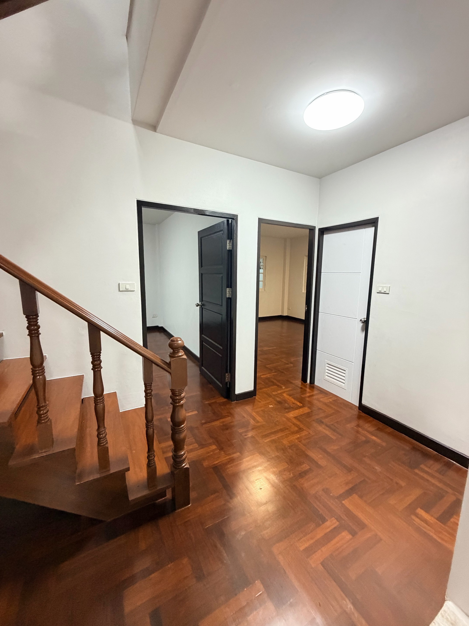 บ้านเดี่ยวรีโนเวทใหม่ พร้อมเข้าอยู่ บนที่ดิน 120 ตร.ว. – รูปที่ 4
