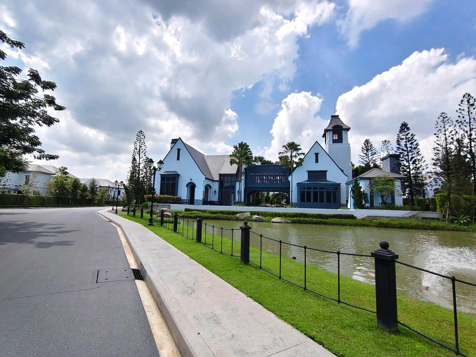 For Sale & Rent | Luxury Detached House at NANTAWAN Rama 9 – New Krungthep Kreetha Road For Sale & Rent | Luxury Detached House at NANTAWAN Rama 9 – New Krungthep Kreetha Road