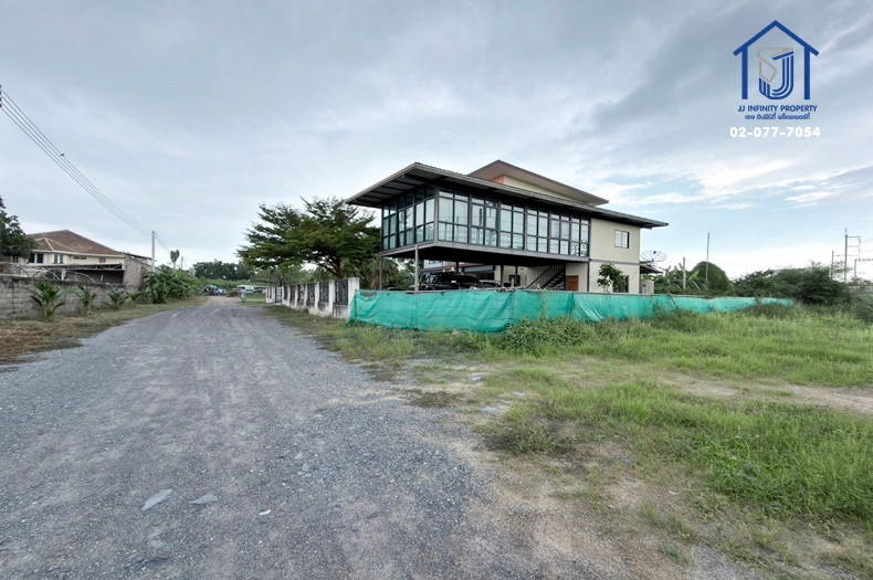 Land for sale with 3 houses, 2 rai, 1 ngan, 24.6 square wah, Jesadawithi Road, Phanthai Norasing. Near the expressway, Rama 2 Road. – รูปที่ 3