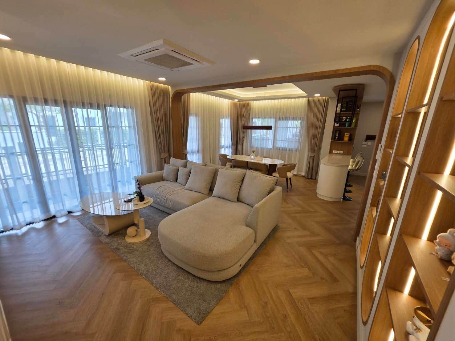 ขาย/เช่า บ้านเดี่ยวหรู Centro บางนา  สไตล์ Modern Luxury ตกแต่งบิ้วอินครบ พร้อมอยู่ ใกล้เมกะ บางนา  – รูปที่ 3