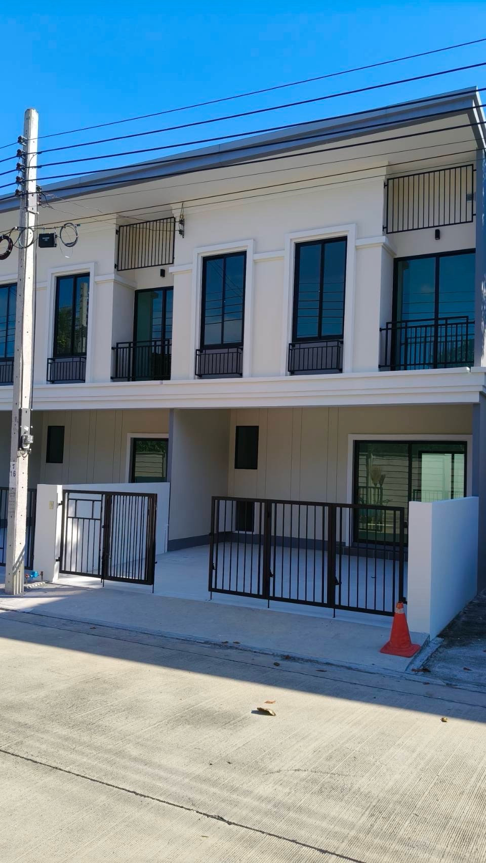 ขายทาวน์โฮม สุขสวัสดิ์ 30 Unio Town | จอง 5,000 บาท ใกล้สาทร พระราม 3 สะพานภูมิพล | ผ่อนเริ่ม 14,xxx บาท/เดือน ขายทาวน์โฮม สุขสวัสดิ์ 30 Unio Town | จอง 5,000 บาท ใกล้สาทร พระราม 3 สะพานภูมิพล | ผ่อนเริ่ม 14,xxx บาท/เดือน