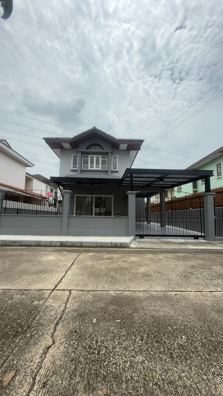 Single house for sale, Minburi, Khum Klao Road. Single house for sale, Minburi, Khum Klao Road.