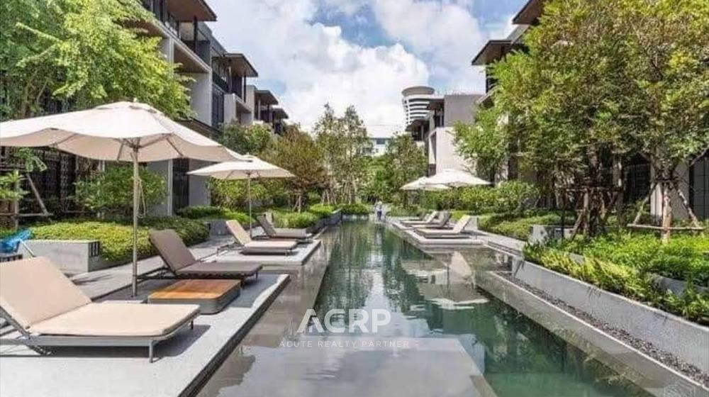 Quarter 31 luxury home for sale & rent. 5 Bedrooms in Phromphong area