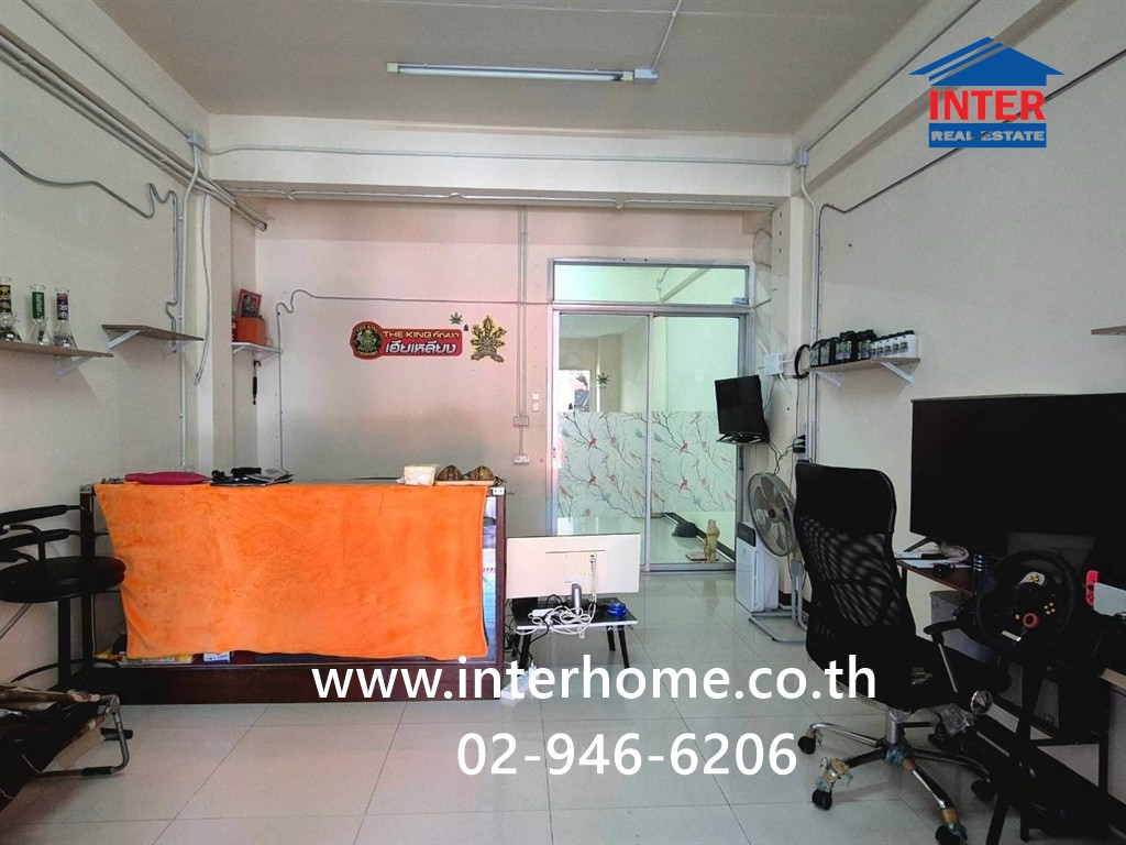 อาคารพาณิชย์ 3 ชั้น 22 ตร.ว. ใกล้สำนักงานเทศบาลเมืองพิมลราช ถนนบ้านกล้วย-ไทรน้อย บางบัวทอง นนทบุรี  – รูปที่ 4