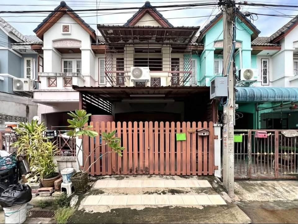 ขายทาวน์โฮม หมู่บ้านลุมพินี บางบัวทอง ติดถนนกาญจนาภิเษก ใกล้ MRT คลองบางไผ่ เซ็นทรัล เวสต์เกต Lumpini-Bang Bua Thong ขายทาวน์โฮม หมู่บ้านลุมพินี บางบัวทอง ติดถนนกาญจนาภิเษก ใกล้ MRT คลองบางไผ่ เซ็นทรัล เวสต์เกต Lumpini-Bang Bua Thong