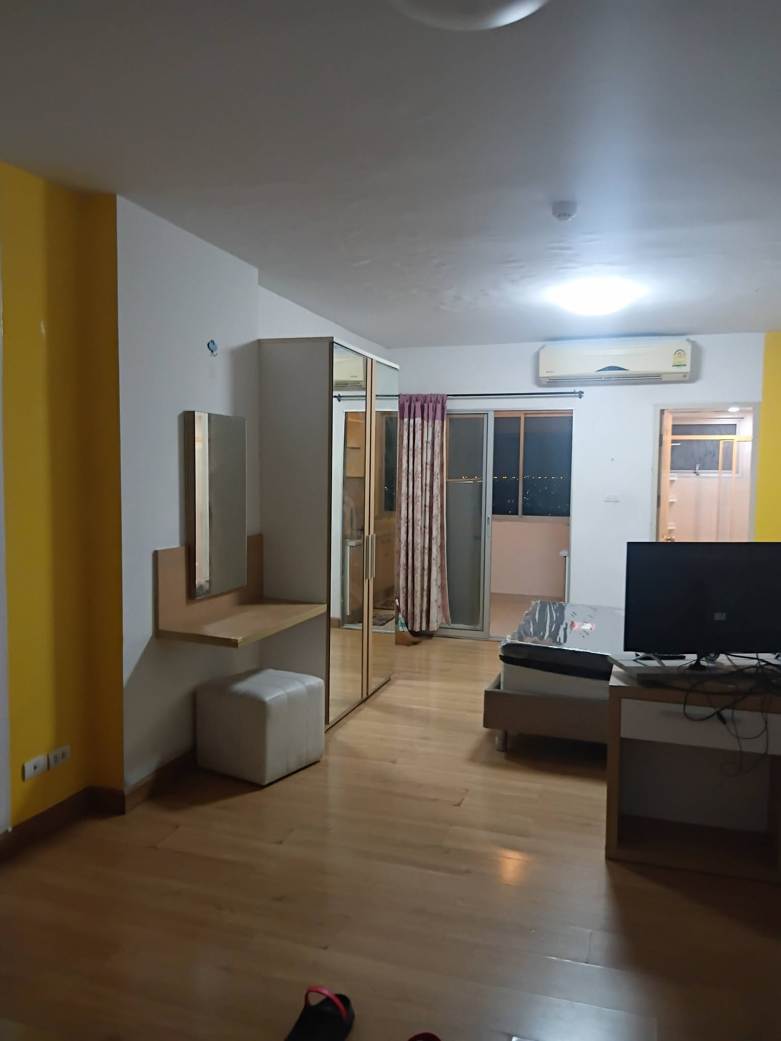 8000 ใกล้ ม.เกษตร/ BTS เกษตร ราคาสุดปัง 📢 Line : @085pucam / 0627941024 🥳 YKP Rental Condo