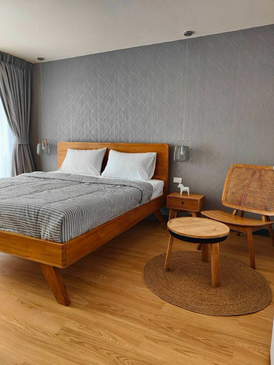 Condo for rent, Asoke Place, 60 sqm, new, beautifully decorated, fully furnished, Asoke Montri, Sukhumvit 21, next to BTS Asoke, MRT Sukhumvit. Condo for rent, Asoke Place, 60 sqm, new, beautifully decorated, fully furnished, Asoke Montri, Sukhumvit 21, next to BTS Asoke, MRT Sukhumvit.