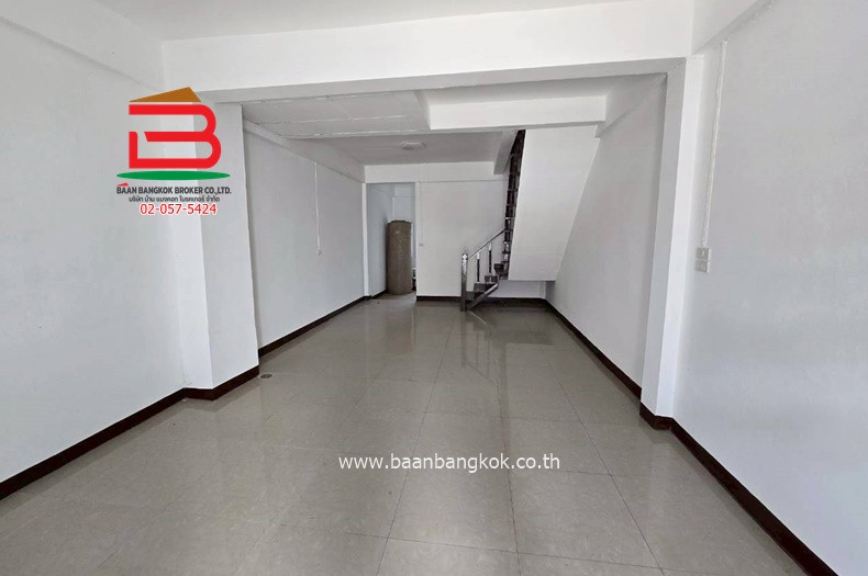 Townhouse Monthathip 2 (near Nam Daeng Market) Soi Theparak 84, Samrong Nuea Subdistrict. Mueang Samut Prakan District Samut Prakan Province – รูปที่ 4