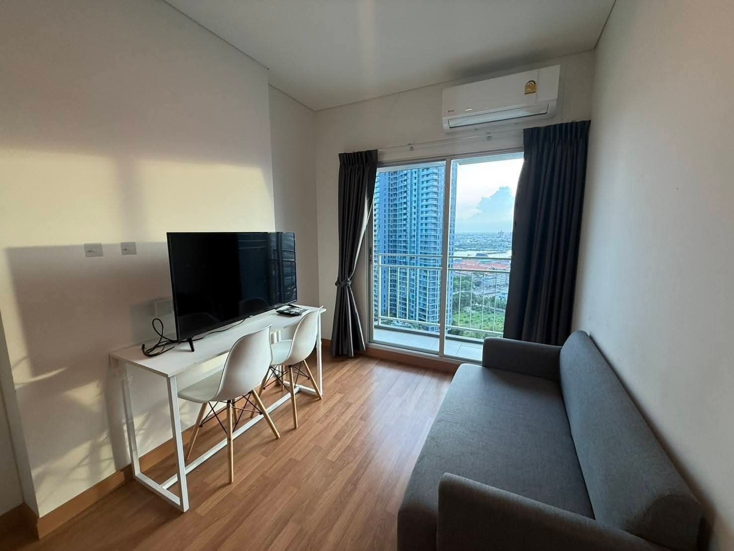 For rent: Lumpini Place Rama 3-Riverine. For rent: Lumpini Place Rama 3-Riverine.