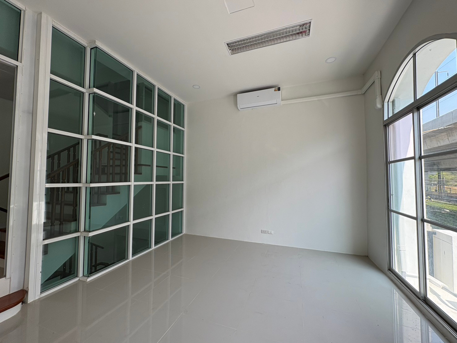 Home office รัชวิภา , 4bed 6bath 400sqm, 1 kitchen, 1 hall, 1 meetingroom 7Air condition, Pet friendly, CCTV 24hr – รูปที่ 3
