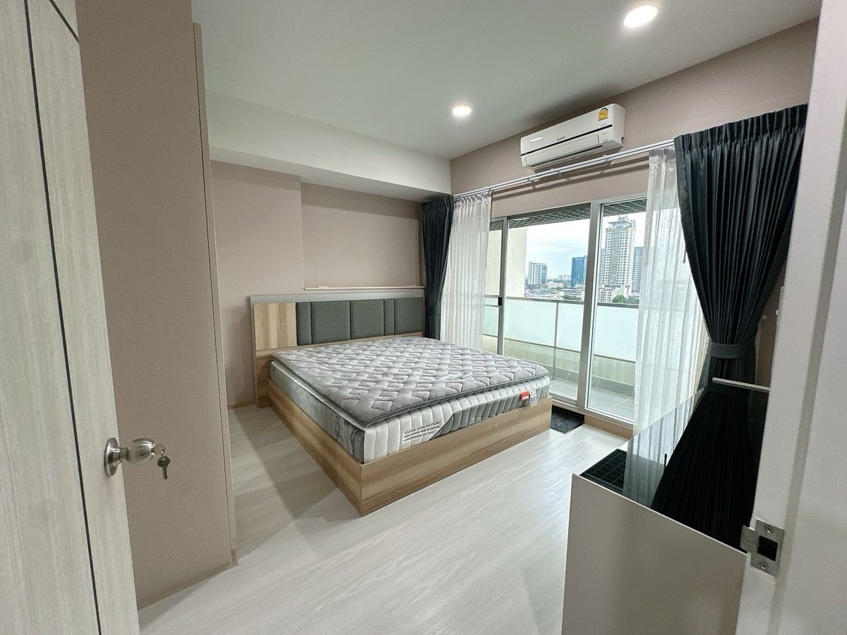 Urgent for rent! 2 bedrooms, newly decorated, Baan Nonsi, Chan Road *BTS St. Louis, 80 sq m, only 35,000/month. Urgent for rent! 2 bedrooms, newly decorated, Baan Nonsi, Chan Road *BTS St. Louis, 80 sq m, only 35,000/month.