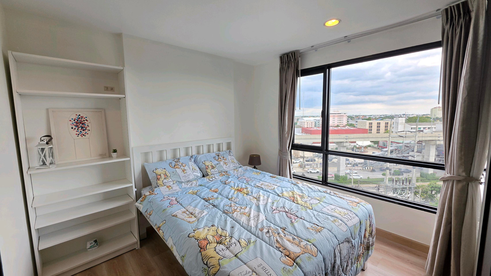 1 bedroom, comfortable, convenient to travel, easy to find things to eat, MRT Lat Pla Khao, near Krirk University, 格乐大学 1 bedroom, comfortable, convenient to travel, easy to find things to eat, MRT Lat Pla Khao, near Krirk University, 格乐大学