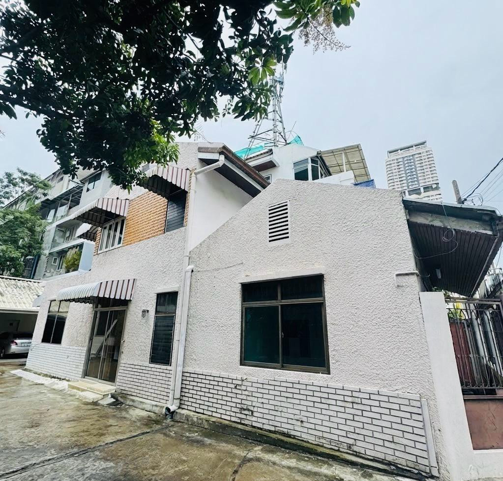 ให้เช่าบ้านทำเลสุขุมวิท 34 ใกล้ BTS ทองหล่อ / พร้อมพงษ์ Execlusive agent – รูปที่ 2