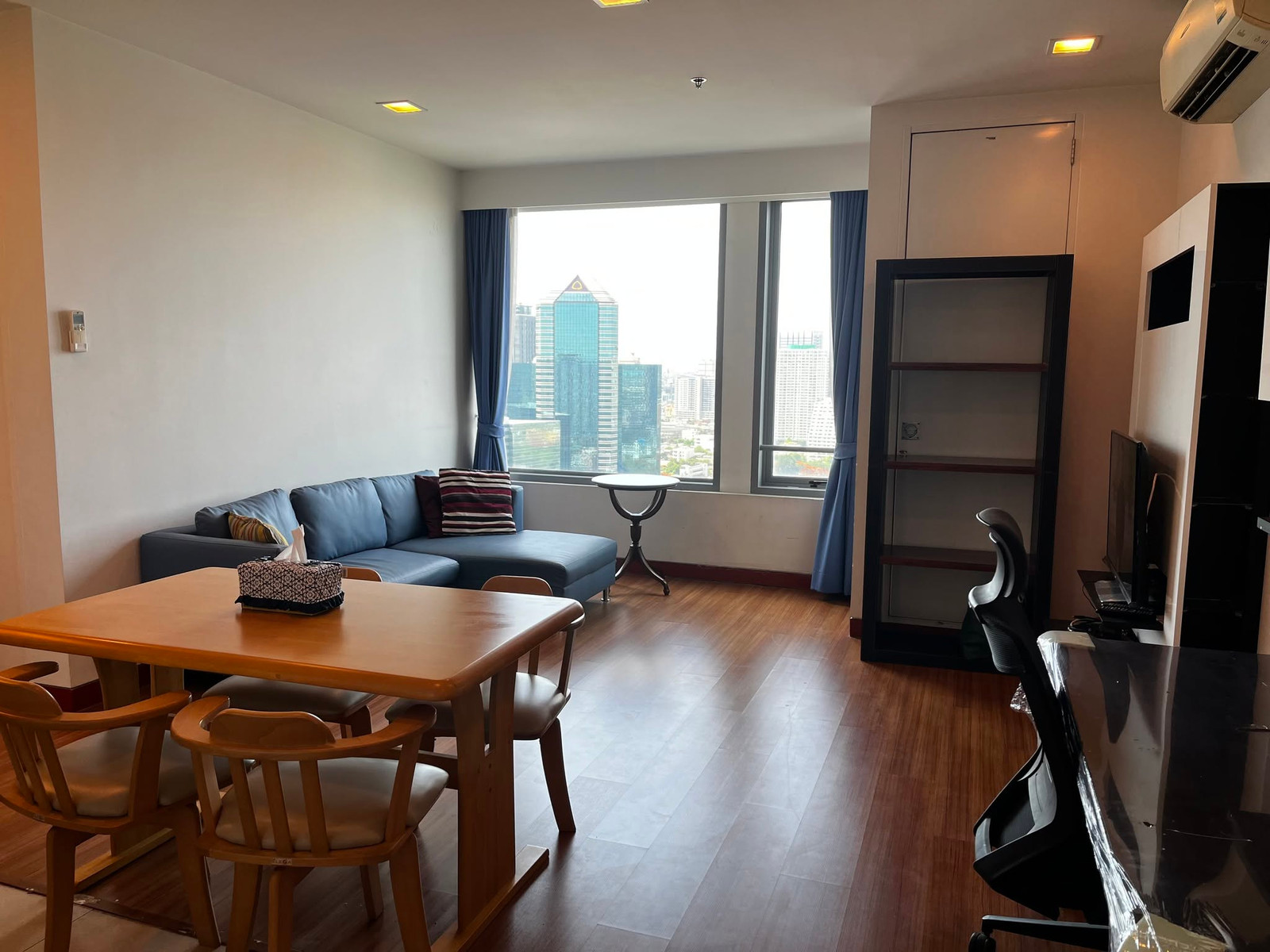 🔥 Vantage Ratchavipha 🔥 size 48 sq m. 📍 near BTS Major Ratchayothin Central Ladprao 💰 Rent 15,000 baht