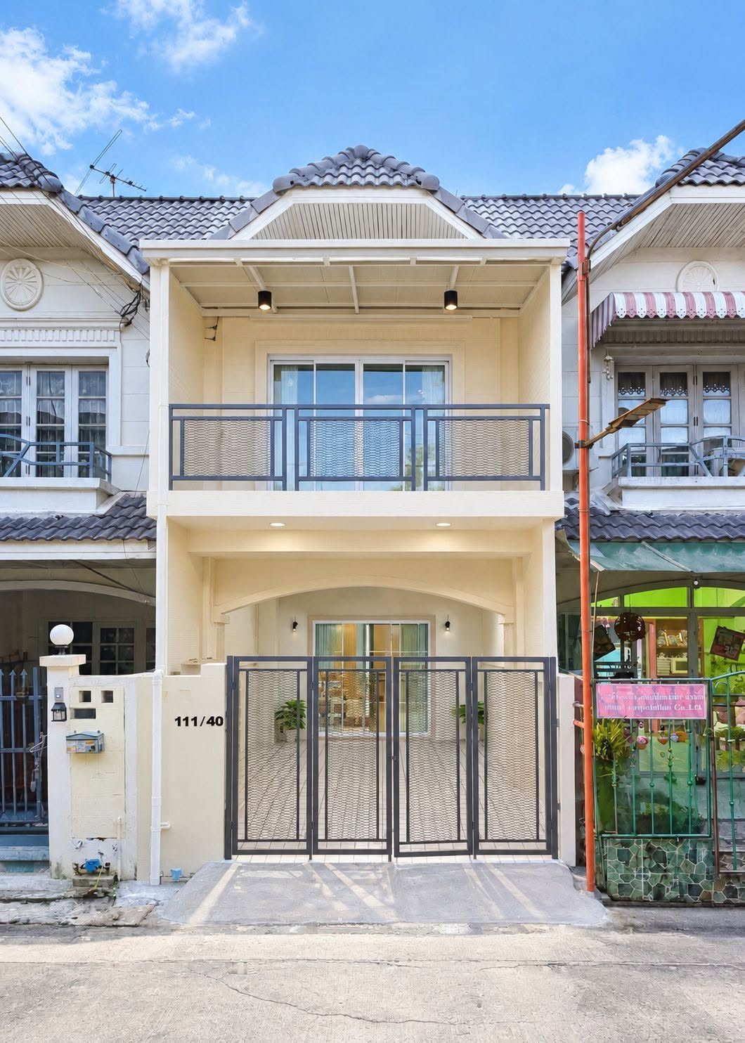 ขายบ้านพร้อมอยู่ หมู่บ้านมนวดี บ้านกล้วย-ไทรน้อย ขายบ้านพร้อมอยู่ หมู่บ้านมนวดี บ้านกล้วย-ไทรน้อย