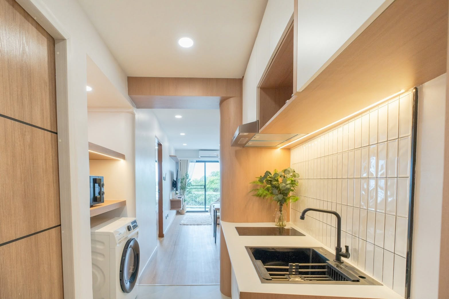ชมดอยคอนโด (ตึกกลม) ห้องรีโนเวทใหม่ทั้งห้อง กว้าง เป็นสัดส่วน วิวดอยและเมือง พร้อมเฟอร์นิเจอร์ครบ ใกล้ มช., นิมมาน  – รูปที่ 4