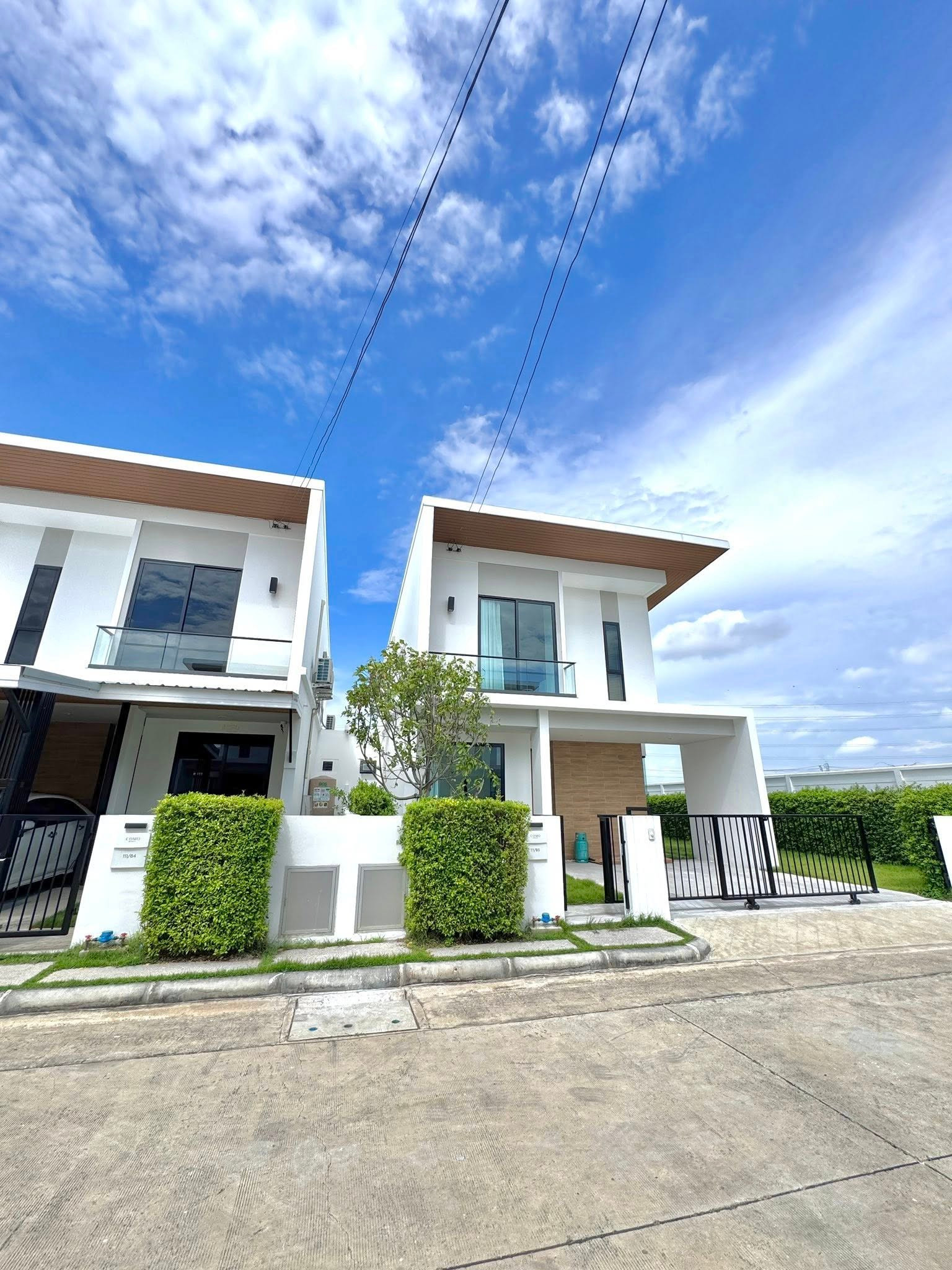 SH 1251 ให้เช่า บ้านเดี่ยว หมู่บ้าน โคโม่ เบียงก้า 2 COMO BIANCA II #บ้านเดี่ยวถนนบางนาตราด #บ้านเช่าใกล้เมกาบางนา #บ้านเช่าพร้อมอยู่