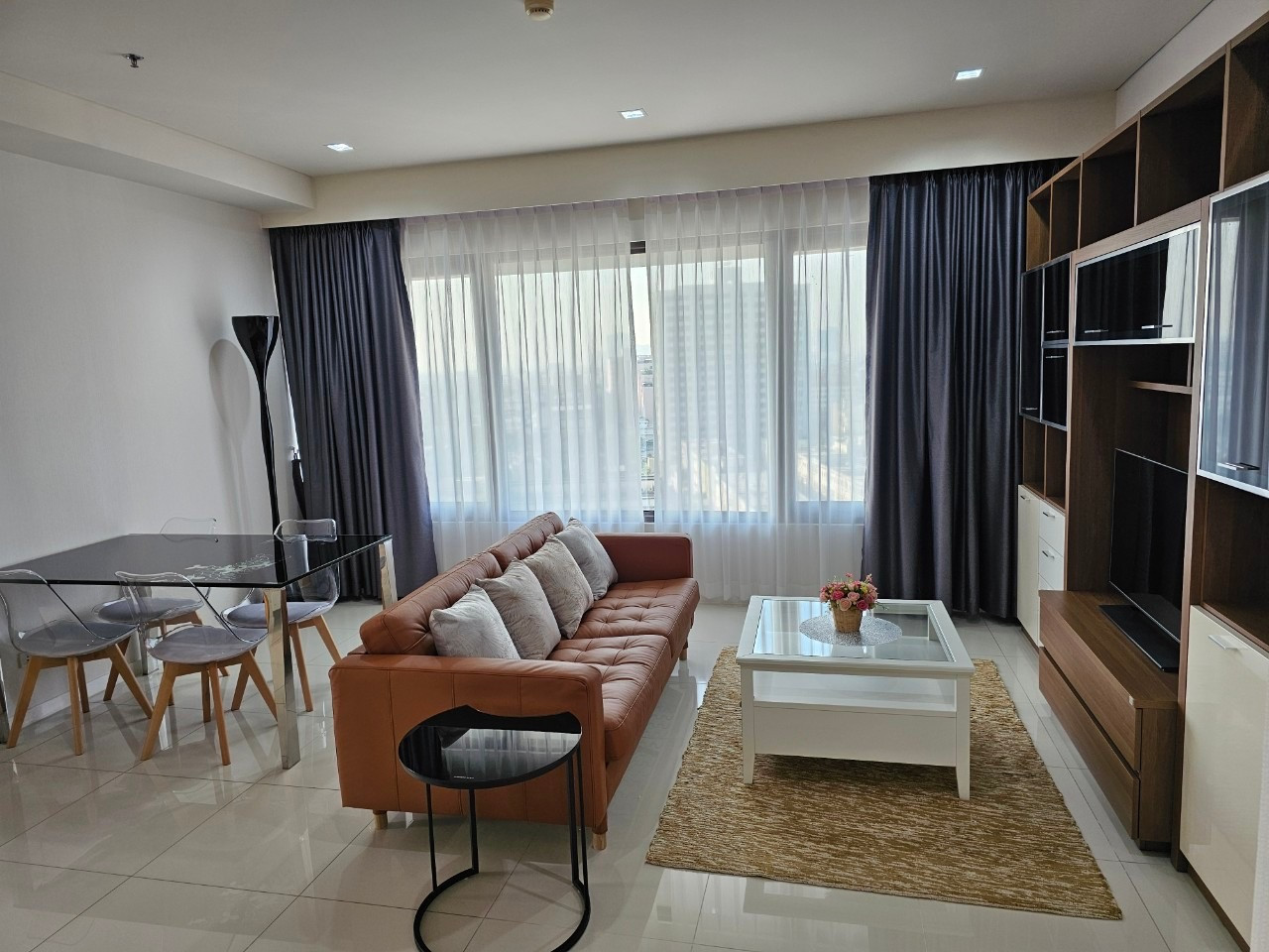 FOR RENT - 2 BEDROOM 98 SQ.M- READY TO MOVE IN - CALL NOW 094-641-5974