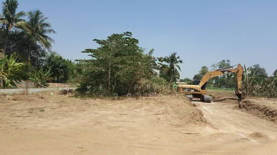 Land for sale, 20 rai, Ban Yang Subdistrict, Mueang District, Nakhon Pathom Province, next to the irrigation canal road. Near the village community, near the market, suitable for land allotted for sale, building houses, agriculture, near the new road, Ban – รูปที่ 2