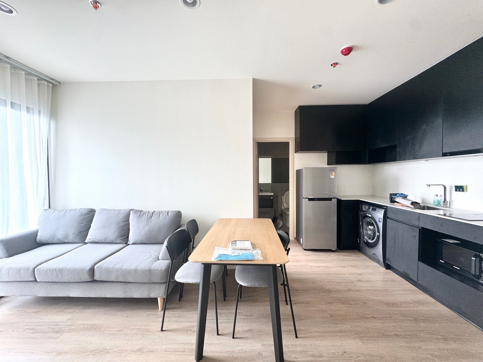 Noble Nue District R9  2Bedroom 2 bathroom Tel:0655166916