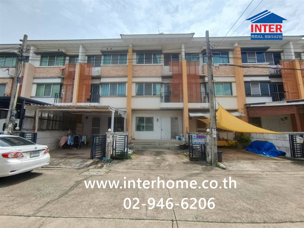 Townhouse, 3 floors, 22.5 sq m, Town Plus Suvarnabhumi Village, near Suvarnabhumi Airport, King Kaew Road, Bangna-Trad Road, Bang Phli, Samut Prakan.