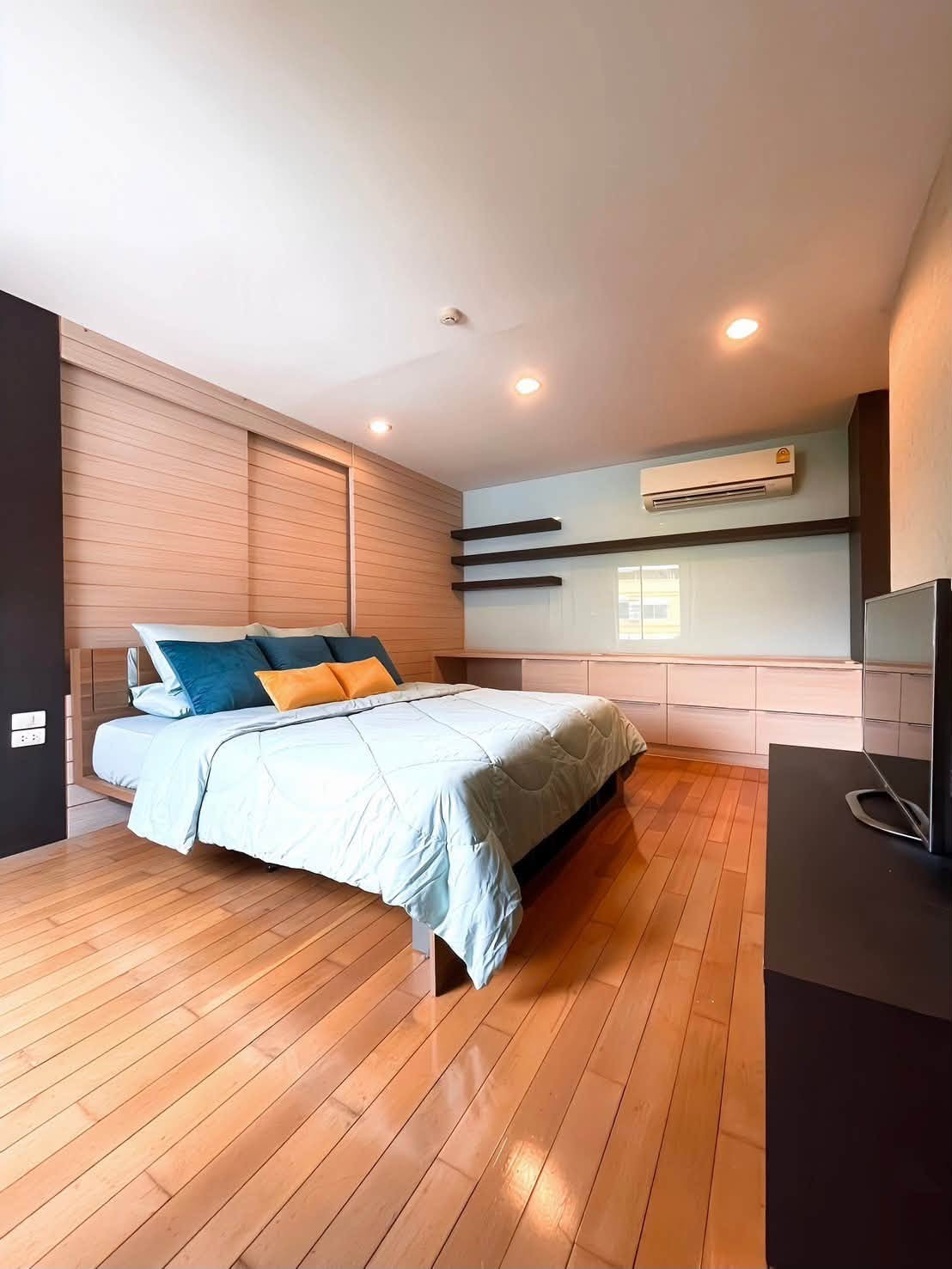 🏙️ For rent 𝗧𝗛𝗘 𝗥𝗜𝗦𝗘 𝗦𝗨𝗞𝗛𝗨𝗠𝗩𝗜𝗧 𝟯𝟵 | 𝟮 𝗕𝗘𝗗𝗥𝗢𝗢𝗠𝗦 | 95 sq m | Low Rise | Phrom Phong