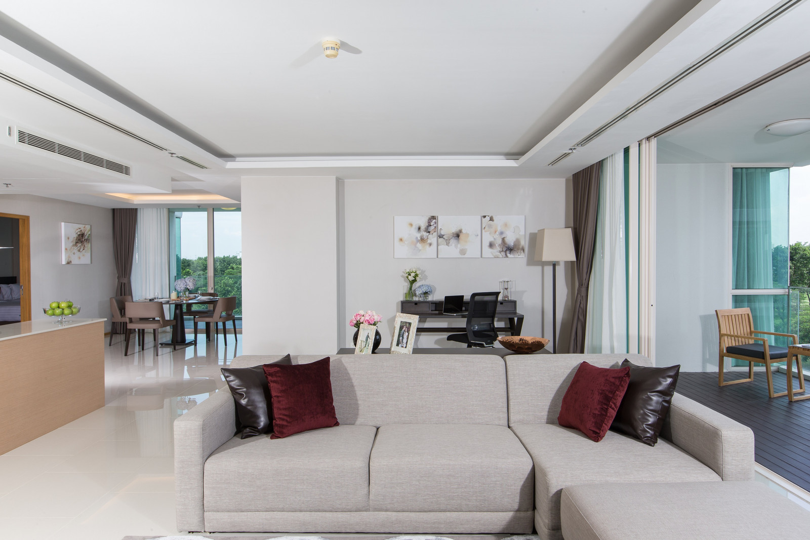 2 ห้องนอน 198 ตร.ม. วิวสนามกอล์ฟ | North Park Place | 70,000 บาท/เดือน (พร้อมบริการทำความสะอาดทุก 2 สัปดาห์) – รูปที่ 2