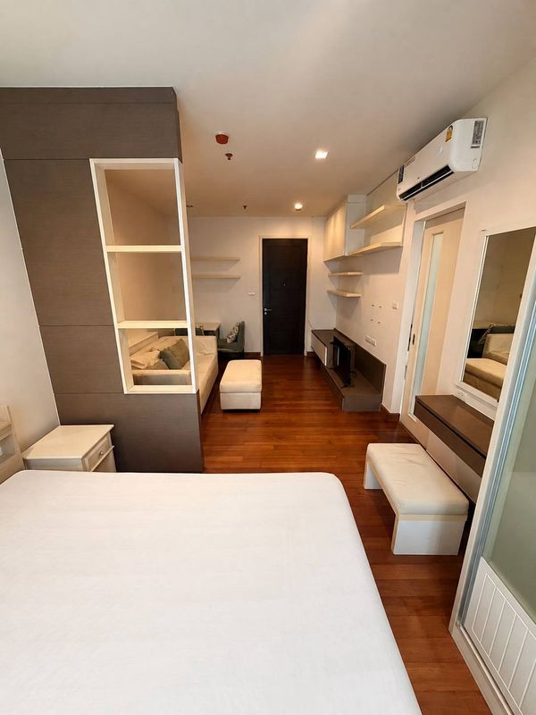 TWP326 Sale | Ivy Sathorn studio Bedrooms Near BTS Chong Nonsi, Saint Louis & Surasak